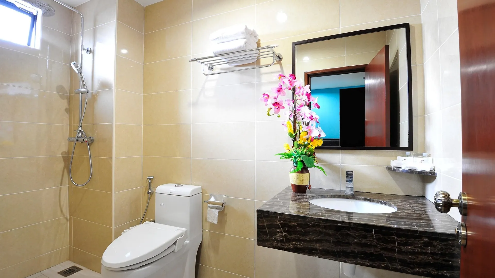 Grand Hallmark Hotel - Johor Bahru 3*,
